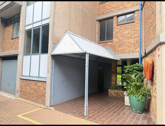 2 BEDROOM APARTMENT FOR SALE IN KILNER PARK